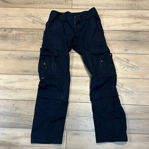 5.11 Tactical EMT pants, women’s size 4 in Navy